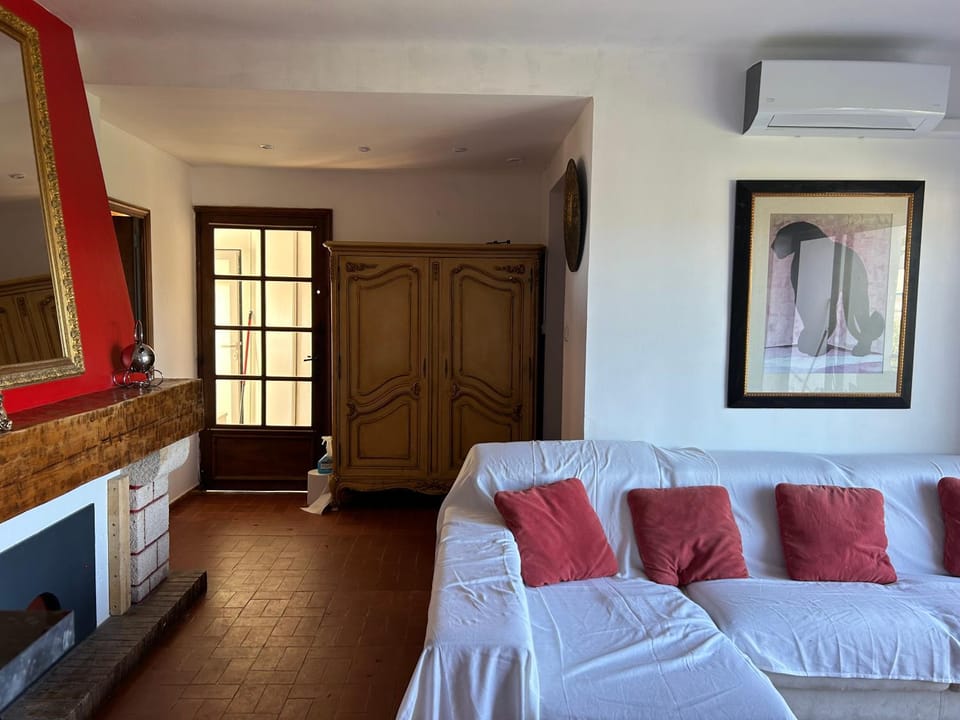 Cassis appartement vue mer balneo Apartment in Cassis