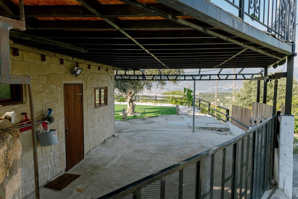 Retreat Kritou Tera House in Paphos District