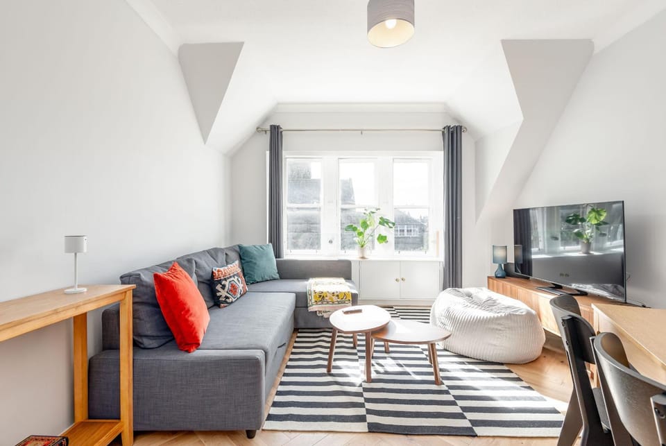 Communal lounge/ TV room, Living room