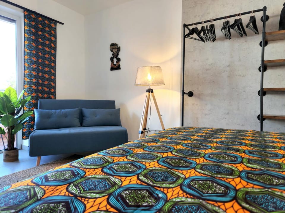 Seating area, Bedroom