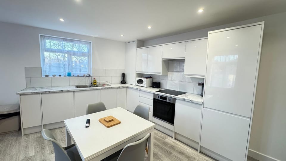 Flat 2 - 24 Cliff Road Apartment in Cromer