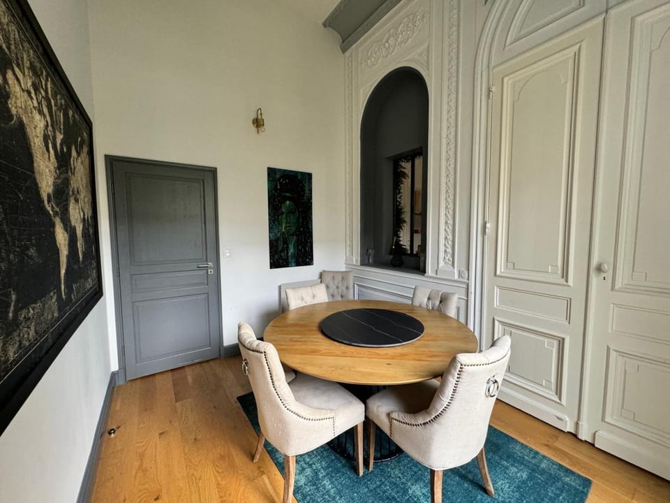 Prestigieuse Suite Princeteau Apartment in Fronsac