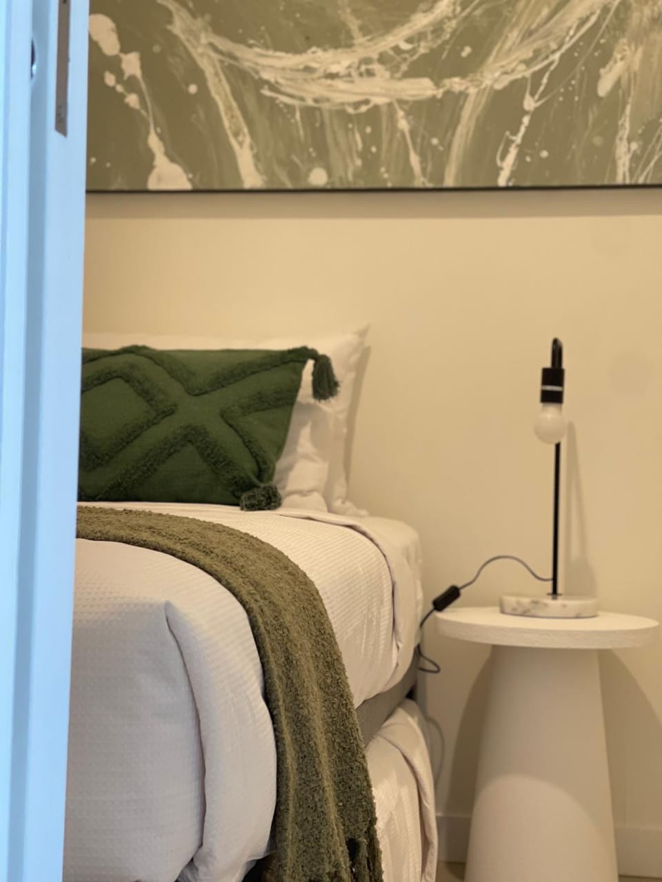 Top-floor Luxe Stay in the City Free parking, pool, gym, wifi Apartment in Brisbane
