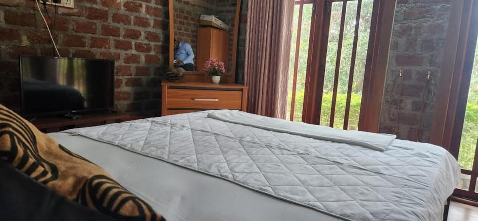 Roo hills sea view chalet Chalet in Sri Lanka