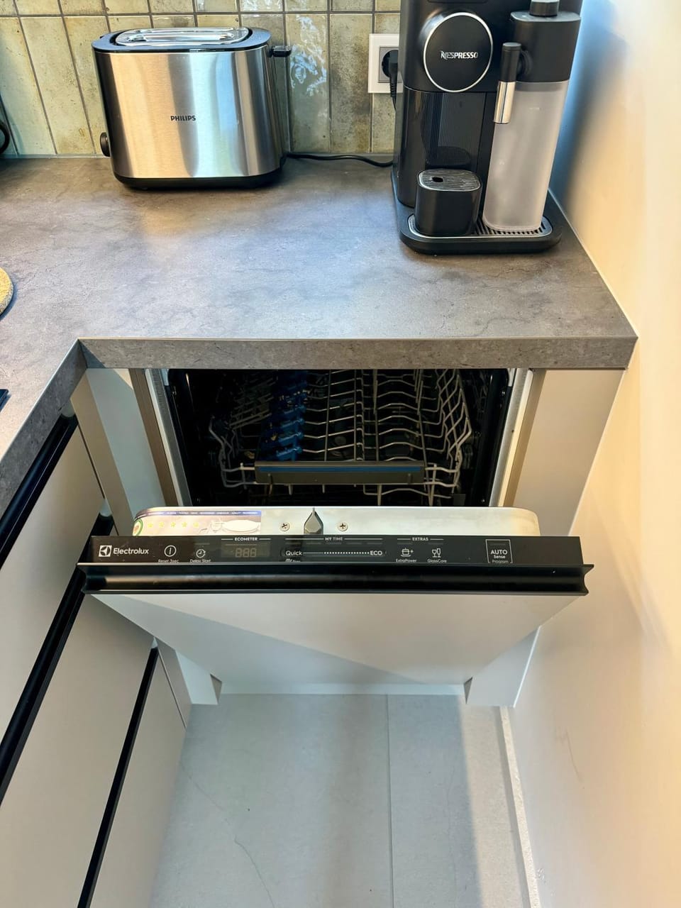 Coffee/tea facilities, Kitchen or kitchenette, toaster