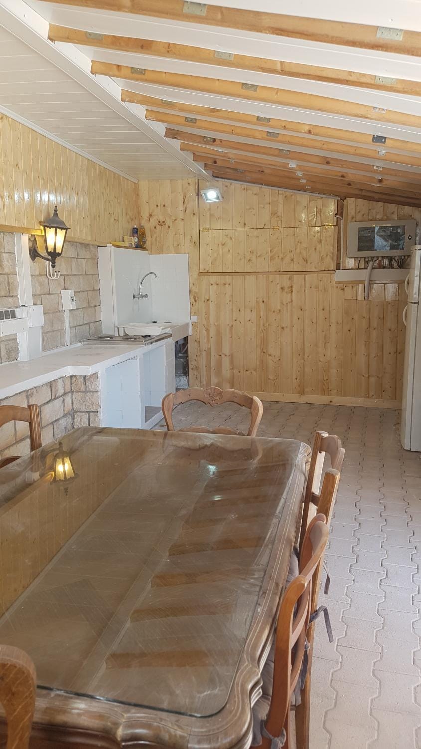 Paisible Chalet 2 à 5 personnes en option 8 pers SPA Chalet in Provence-Alpes-Côte d'Azur