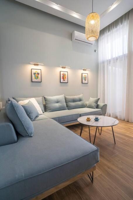 Oinousios Apartment in Euboea