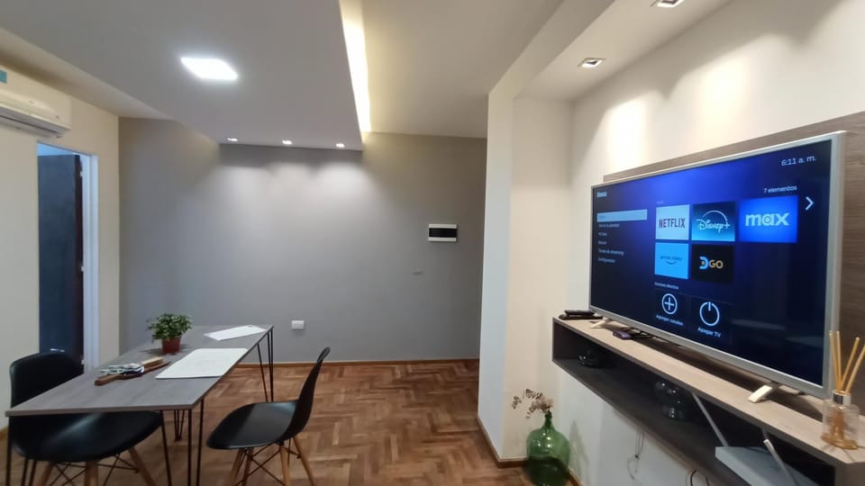 TV and multimedia, Dining area