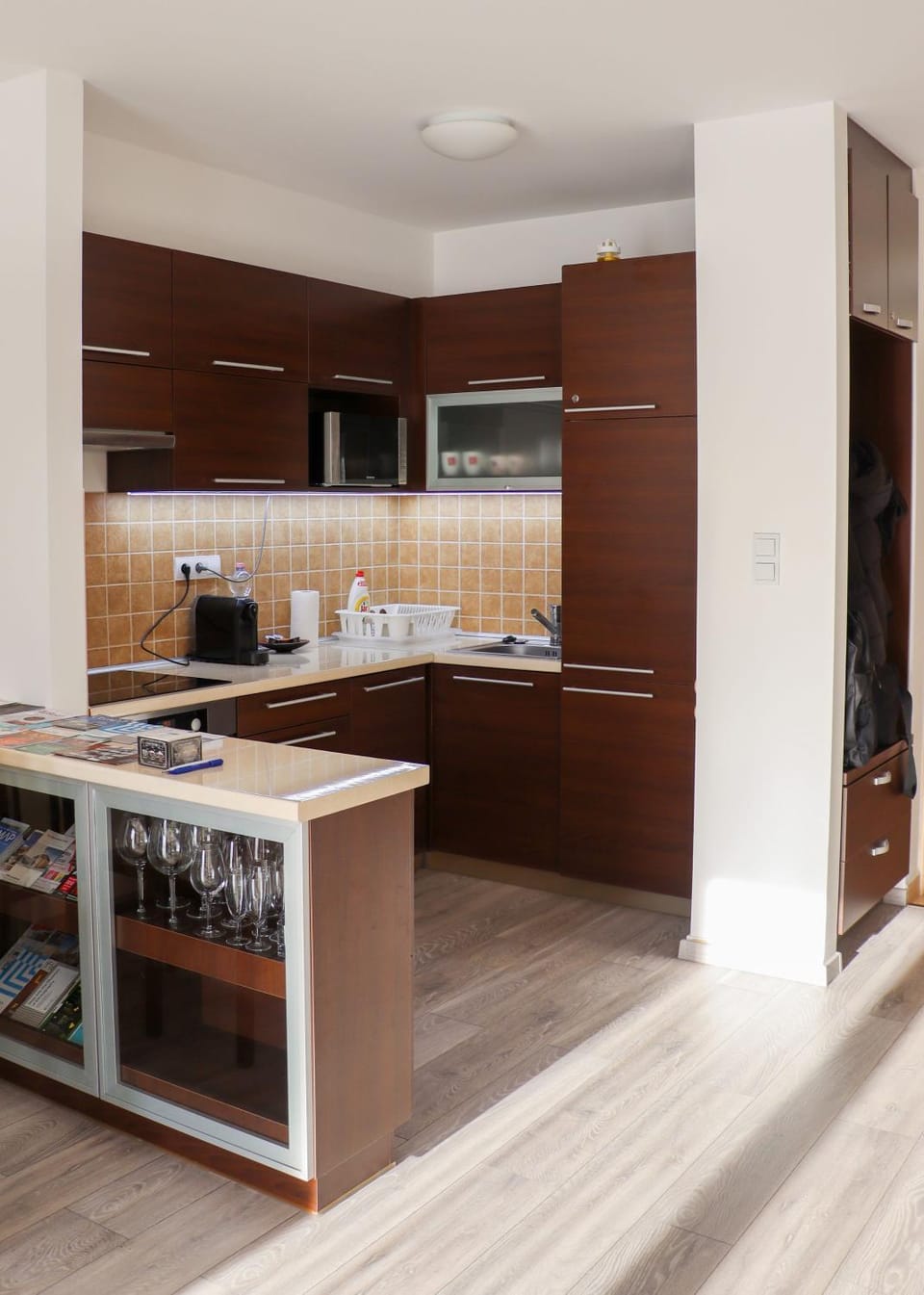 Kitchen or kitchenette