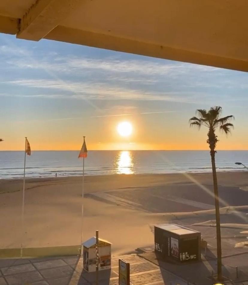 Appartement magnifique VUE MER Canet plage Apartment in Canet-en-Roussillon