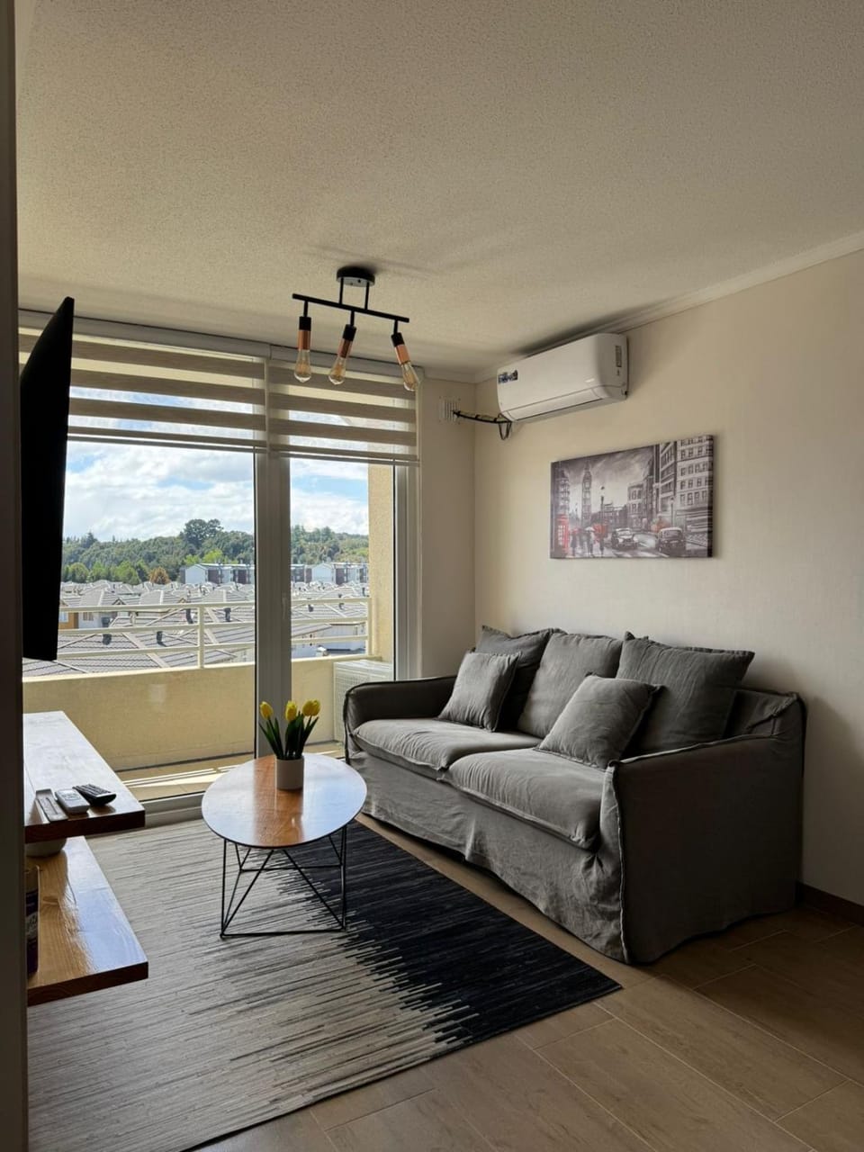 Departamento nuevo excelente ubicación cómodo y amplió de 1 a 4 personas con estacionamiento Apartment in Los Lagos, Chile