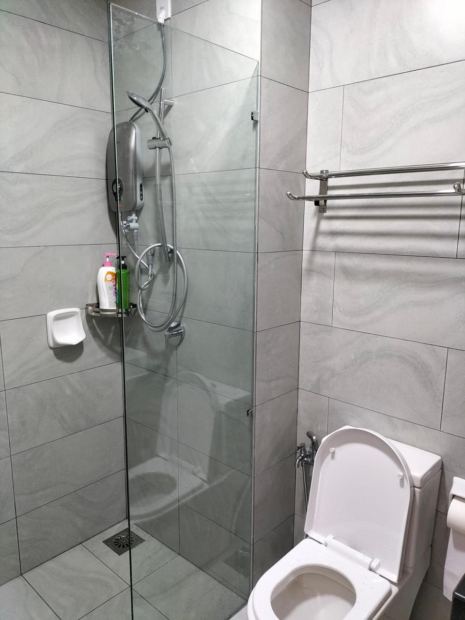 Sky Tree Serviced Apartment at Bukit Indah With Netflix Apartment in Johor Bahru
