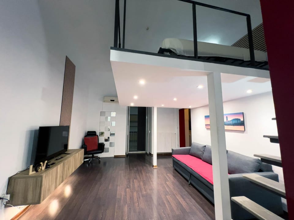 Communal lounge/ TV room, TV and multimedia, Photo of the whole room