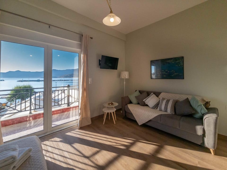 Sitia Old Port studio - 3min walk to beach - AC - WIFI Apartment in Lasithi