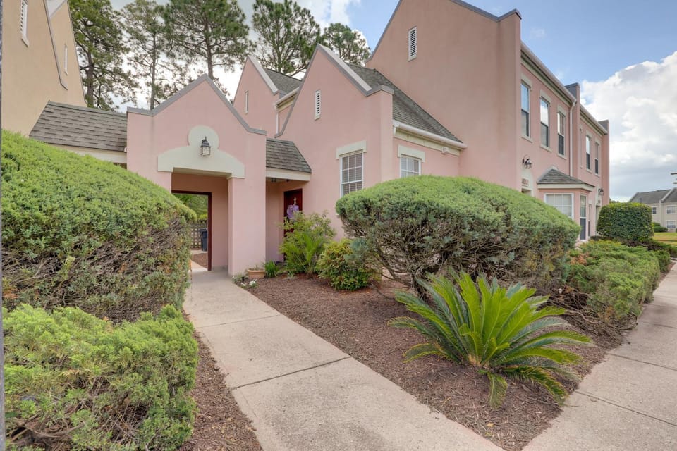 Golf Getaway w/ Pool Access in Myrtle Beach! House in South Carolina