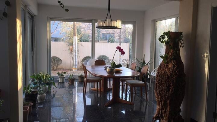 Living room, Seating area, Dining area