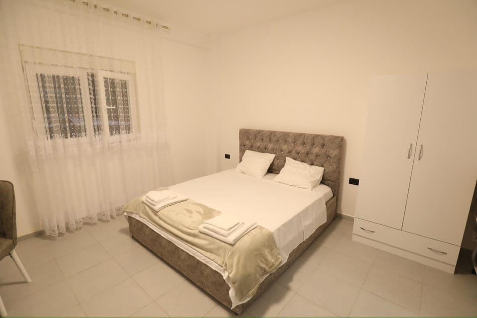 Bed, Photo of the whole room, Bedroom, towels, wardrobe