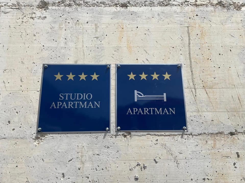Logo/Certificate/Sign