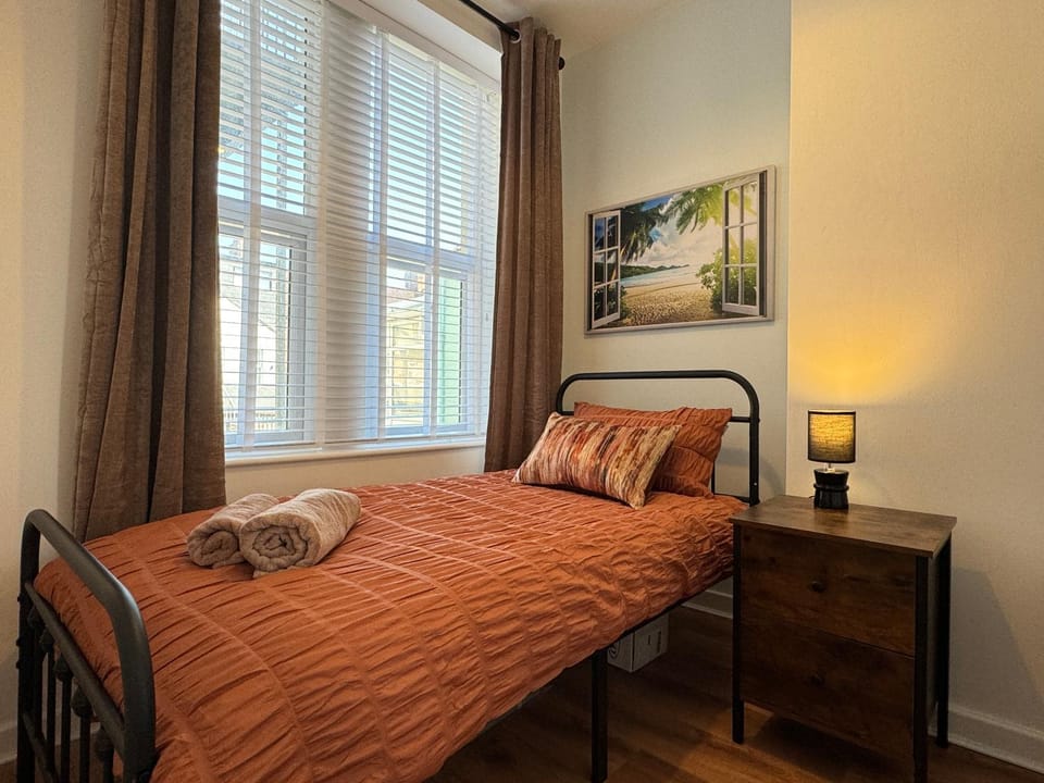 Spanish City View 3 Stunning sea front apartment Free onsite parking Apartment in Whitley Bay