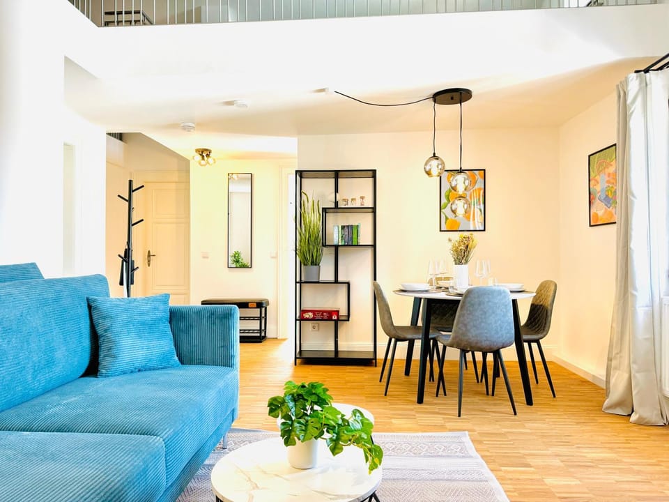 Living room, Seating area, Dining area