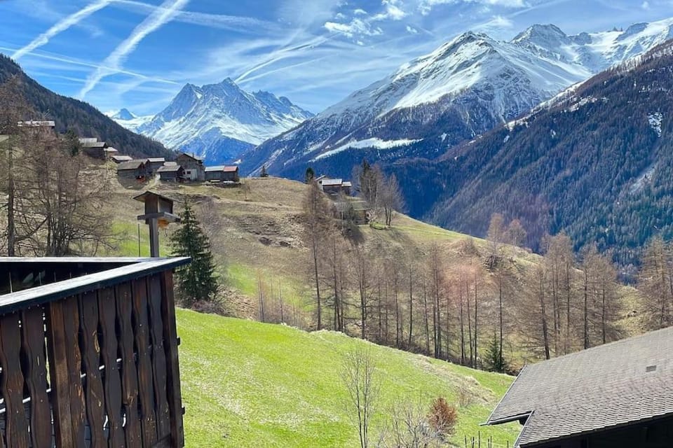 Chalet Pololo avec sauna, Val d'Hérens Chalet in Canton of Valais