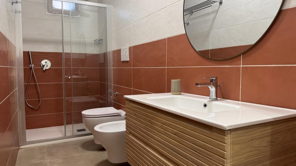 Shower, Toilet, Bathroom, bidet