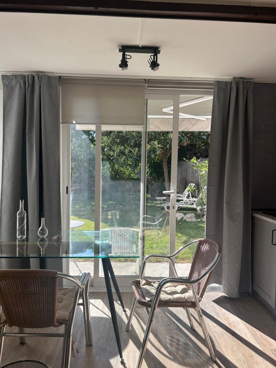 5minutos do jardim até ao mar Bed and Breakfast in Estoril
