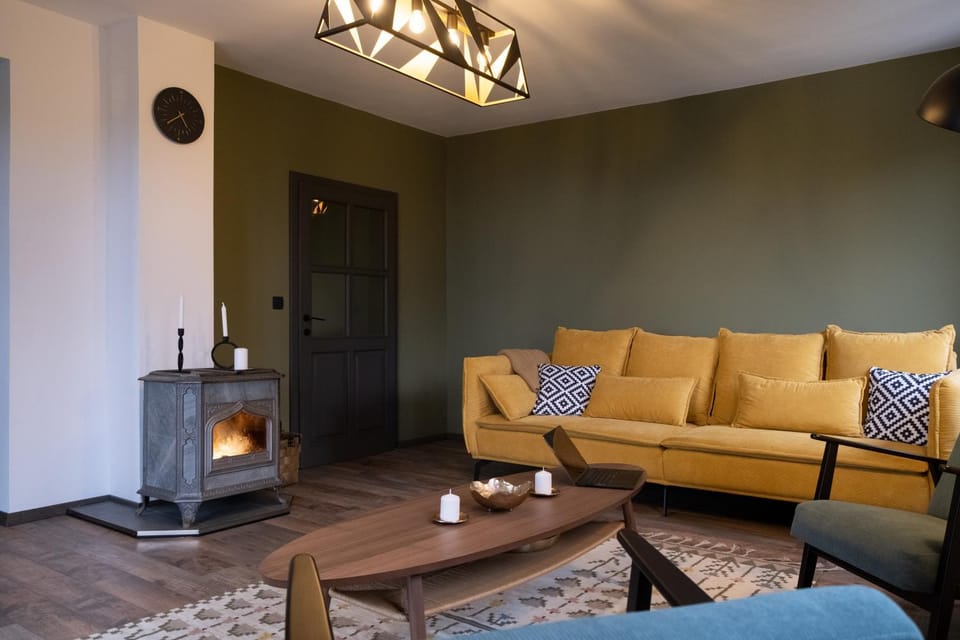 Living room, Seating area, fireplace, fireplace