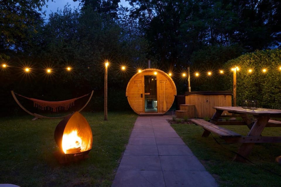 6-p Wellnesshuisje met sauna/hottub bij Nijmegen House in Gelderland, Netherlands