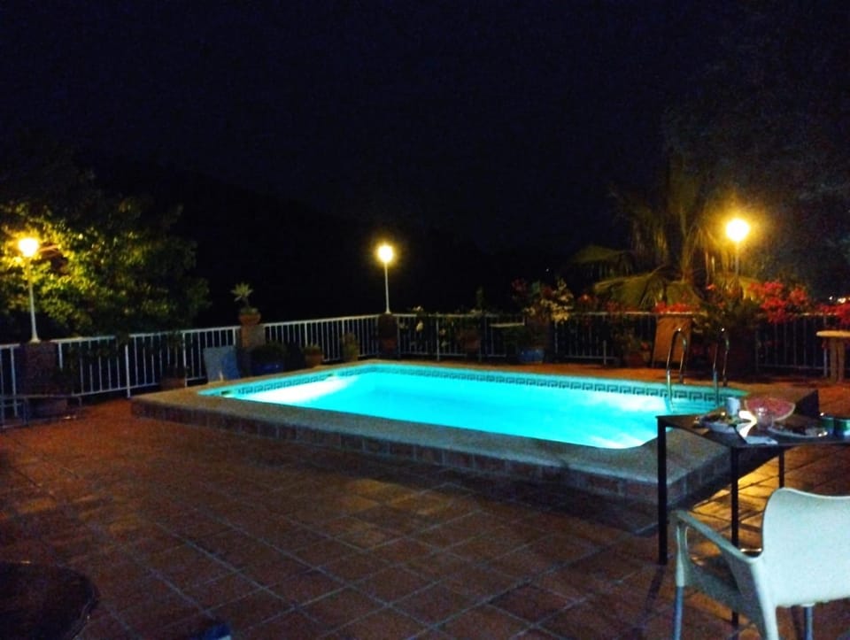Los Olivos Villa in Axarquía