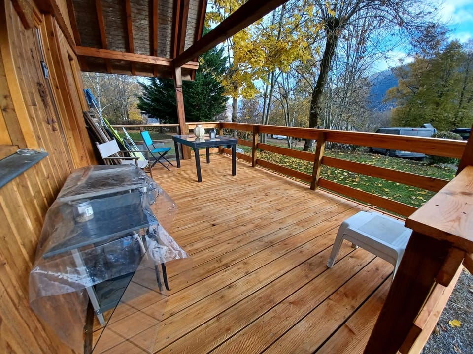 CHALET 9 "Pensée" Chalet in Catalonia