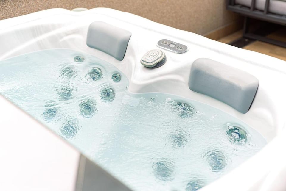 Designer City Oasis 5 star Location Hot Tub View Apartment in Budapest