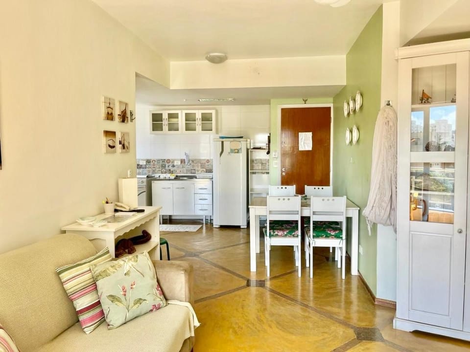 Apartamento Encantador na Praia do Tombo Apartment in State of São Paulo