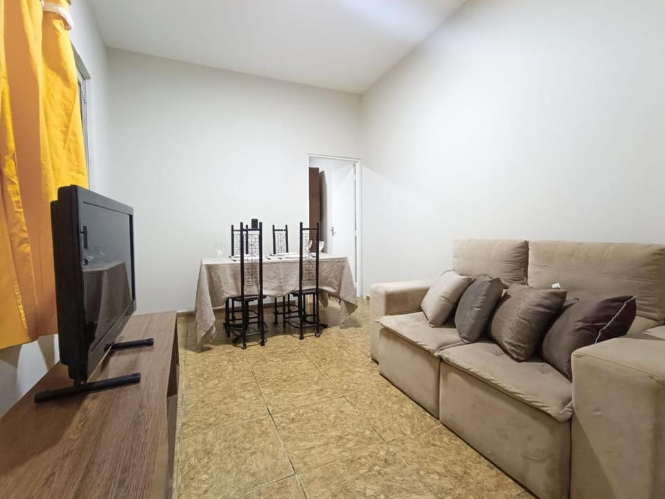 Restaurant/places to eat, Communal lounge/ TV room, Living room, Dinner