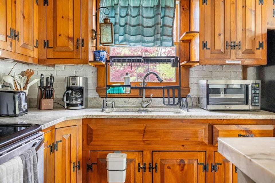 Cozy 3B2Ba Home with huge backyard and Gym House in Northborough