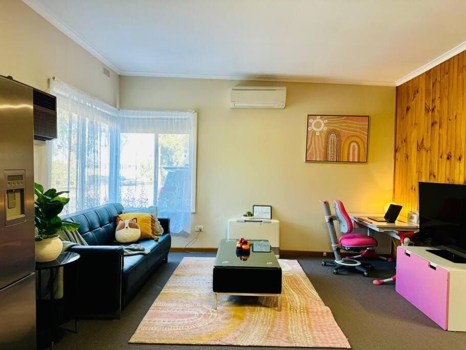 Horsham Unit 1 Paddy's Golden Patch Apartment in Horsham
