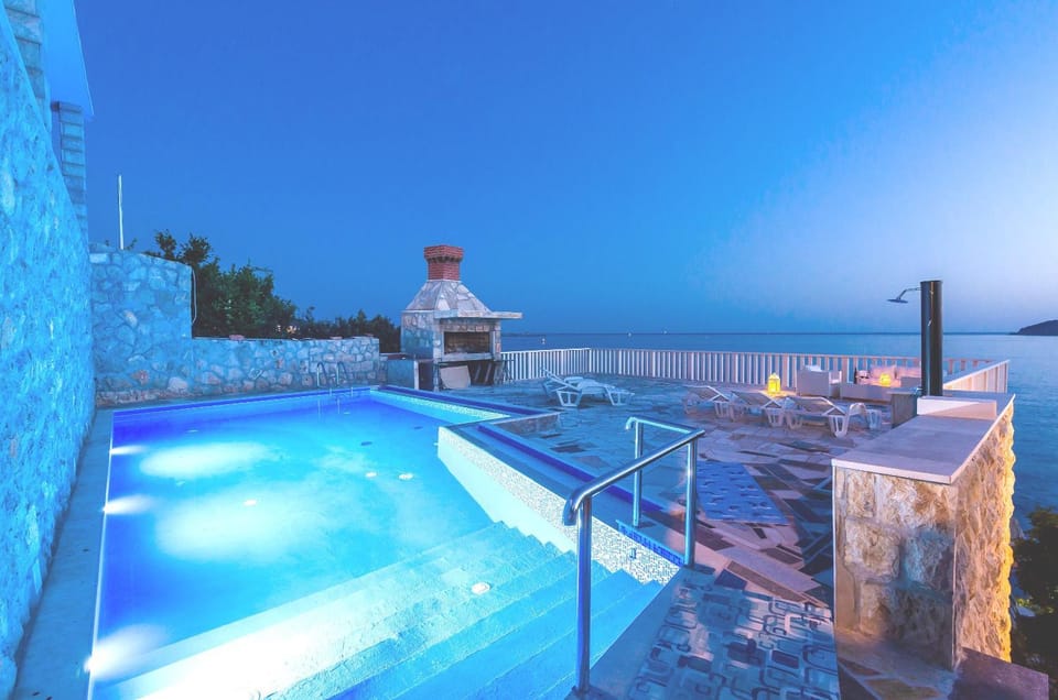 Pool view, Sea view, Swimming pool