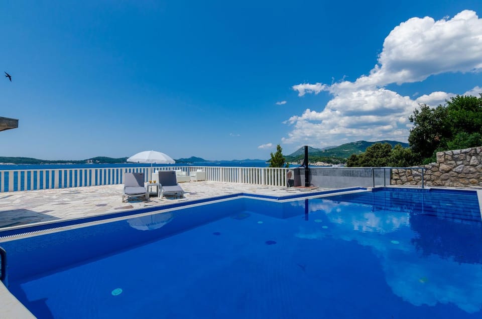Pool view, Sea view, Swimming pool