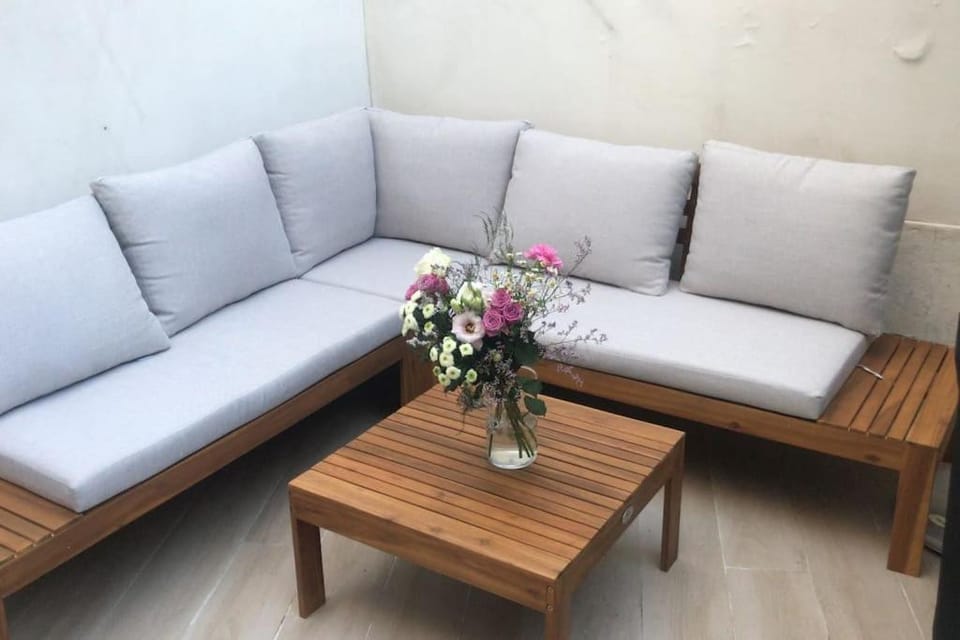 Appartement avec cour privative Apartment in Paris
