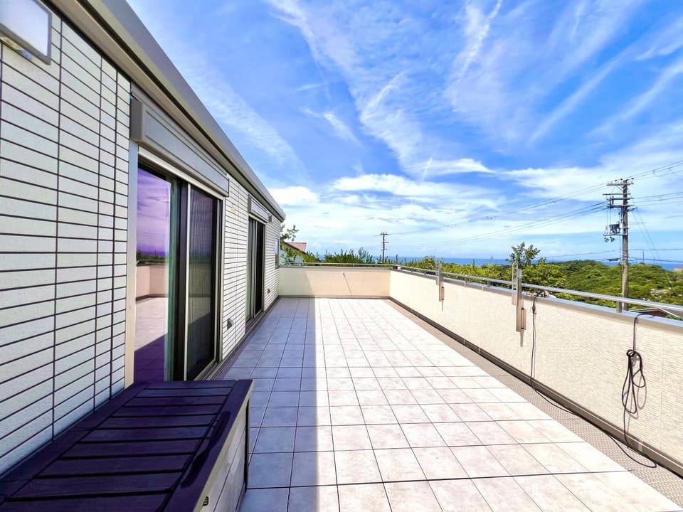 Day, BBQ facilities, View (from property/room), Balcony/Terrace, Sea view
