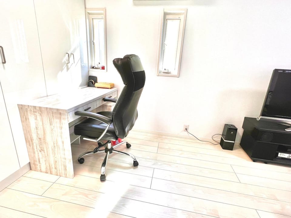 TV and multimedia, Photo of the whole room