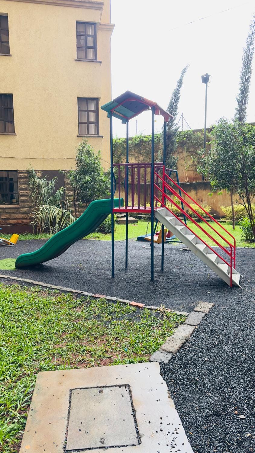 Cozy Retreat Near Nairobi National Park, Giraffe Centre & Wilson Airport Apartment in Nairobi