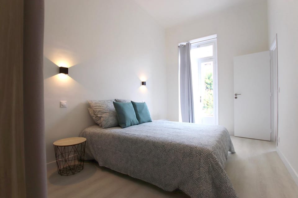 Bedroom, Garden view