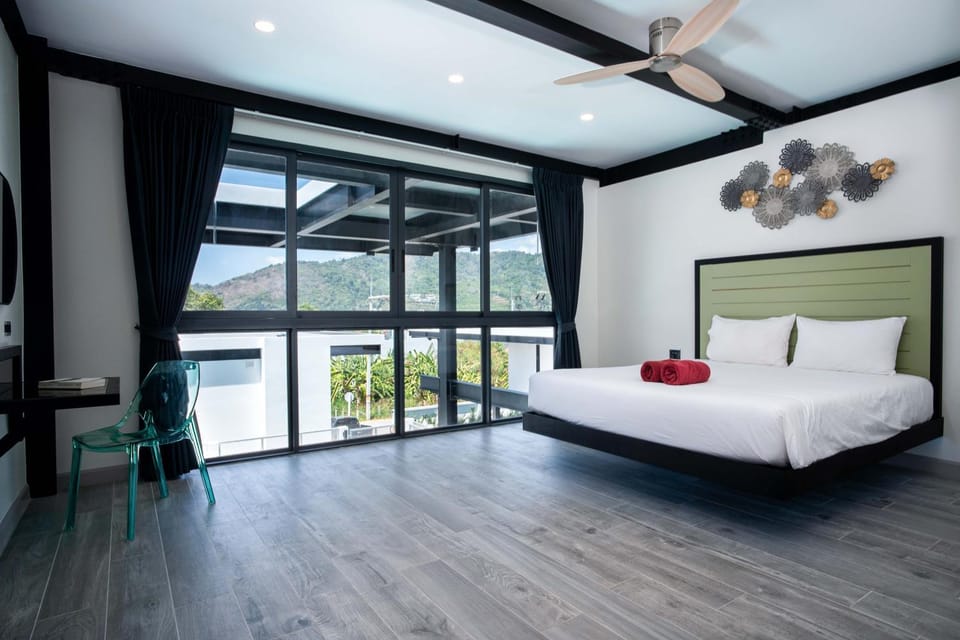 Bed, View (from property/room), Bedroom