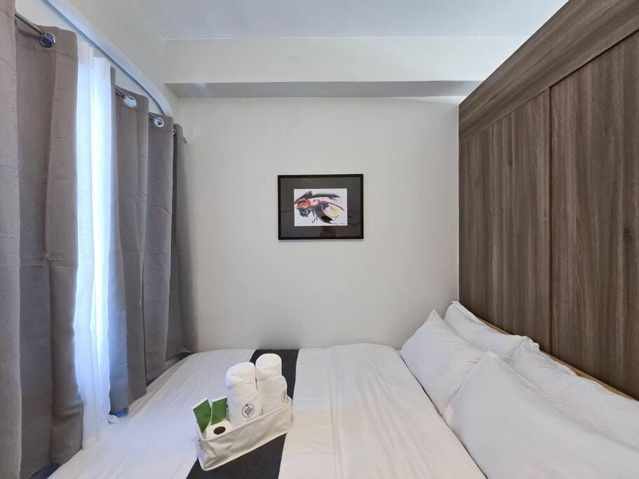 Citispace 1BR Condotel Suite at FAME Residences #FM31A Apartment in Mandaluyong