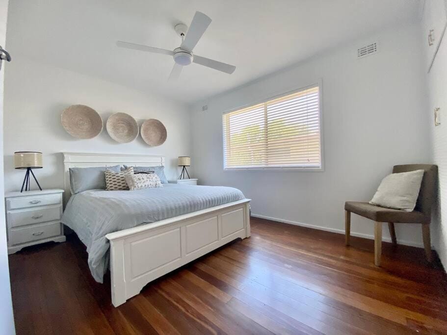 Bed, Bedroom