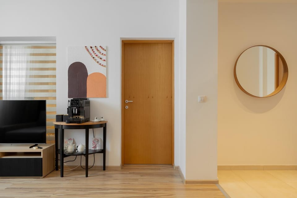 Communal lounge/ TV room, TV and multimedia, Coffee/tea facilities