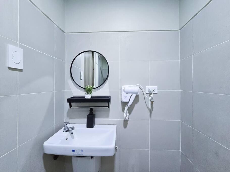Citispace 1BR Condotel Suite at FAME Residences #FM34A Apartment in Mandaluyong