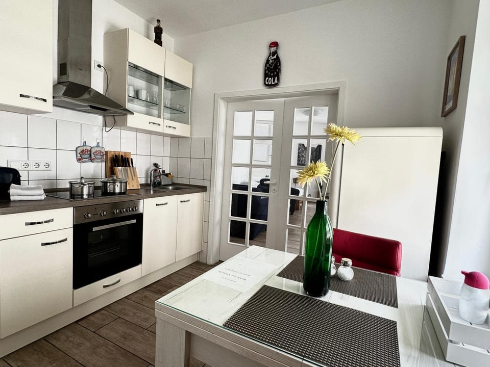 Kitchen or kitchenette, Dining area, dishwasher, oven, stove, toaster