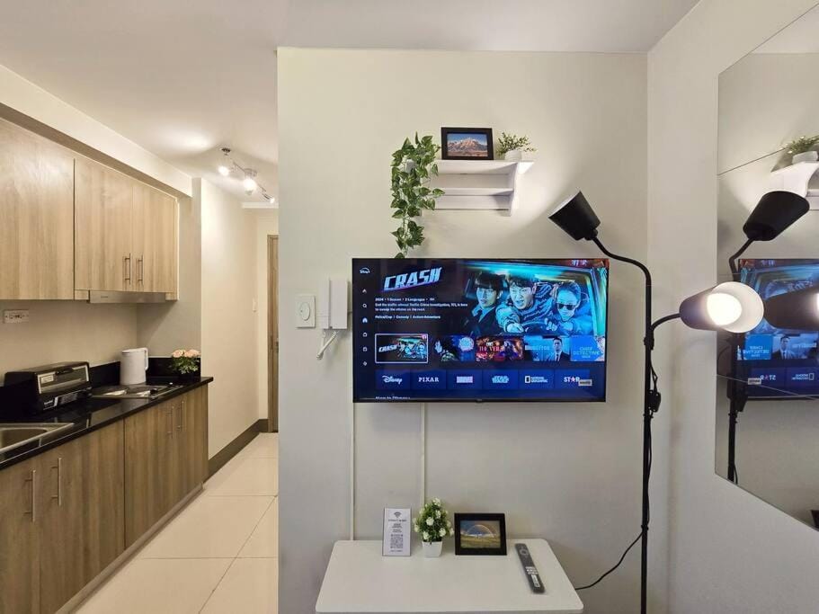 Citispace 1BR Condotel Suite at FAME Residences #FM35A Apartment in Mandaluyong